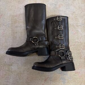 Steve Madden moto boots. Rocky brown distresed